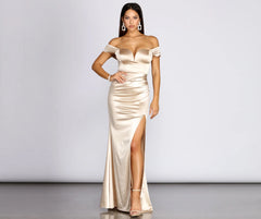 Ali Stretch Satin Sweetheart Gown
