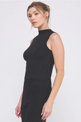 SOFT LUREX GAUGE SLEEVELESS MOCK NECK TOP