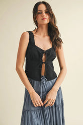 SCALLOP TRIM EDGE TIE FRONT SLEEVELESS TOP
