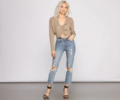 Casually Chic Cropped Knit Cardigan