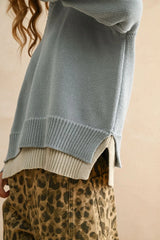 COLOR COMBO V NECK SWEATER