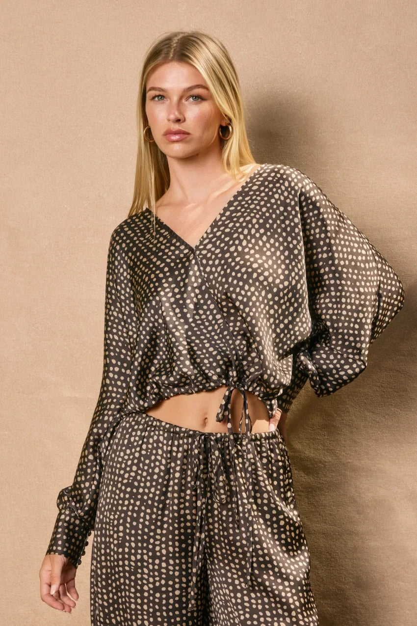 SMOKE AND SAND SURPLICE TOP