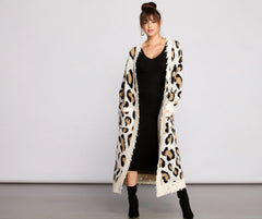 Stylishly Spotted Leopard Print Duster